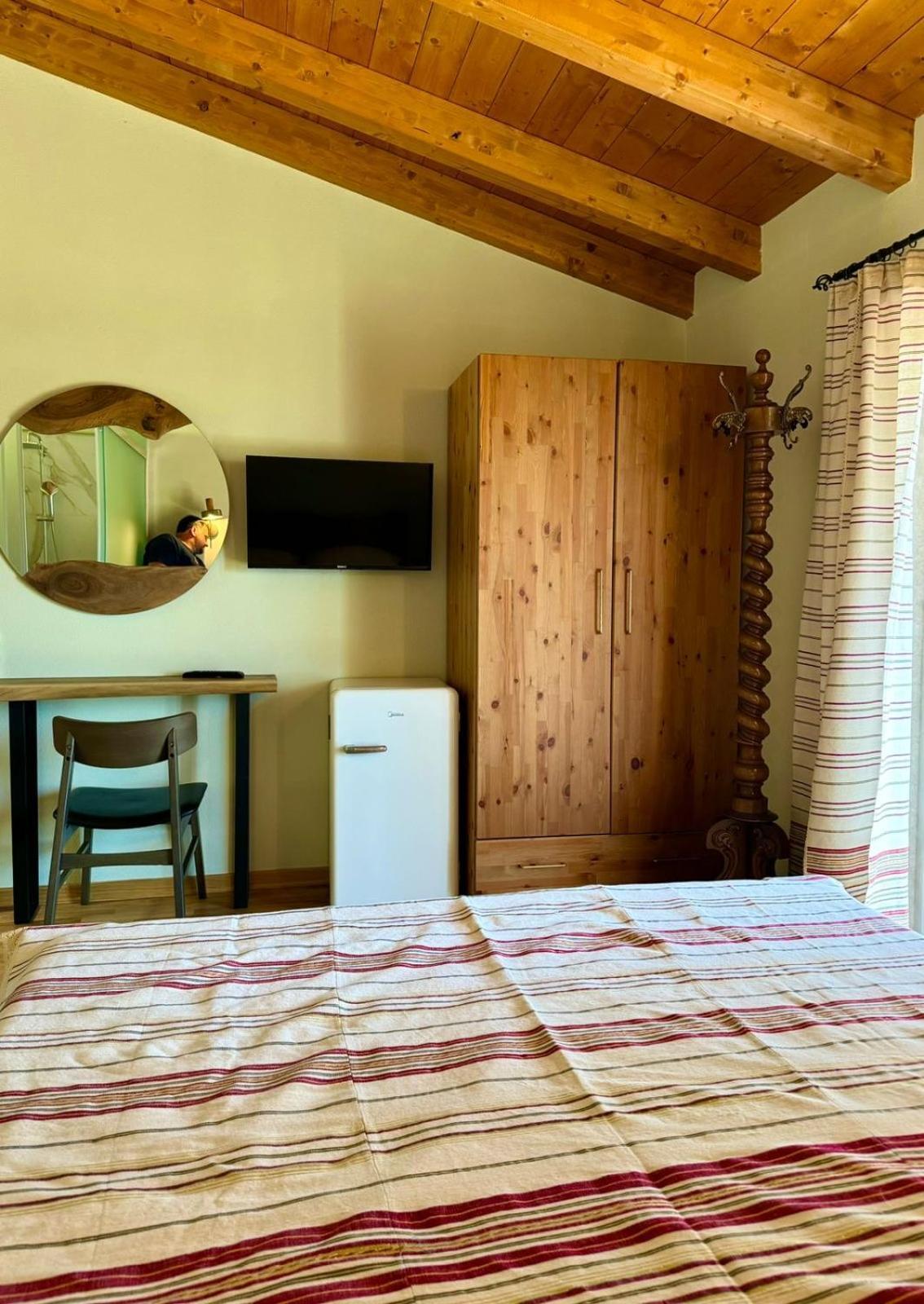 Guesthouse Marku - Mrizi I Zanave Fishte Exteriör bild